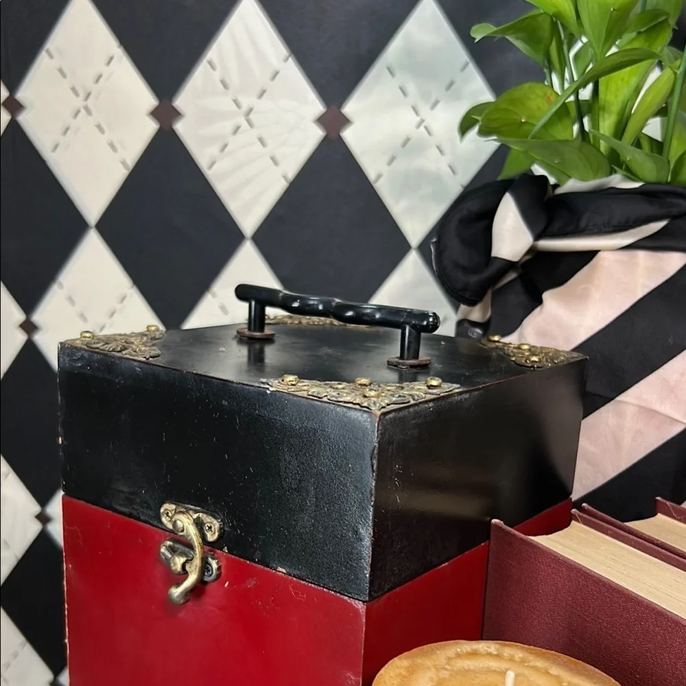 Vintage‎ Black and Red Decorative Storage Box